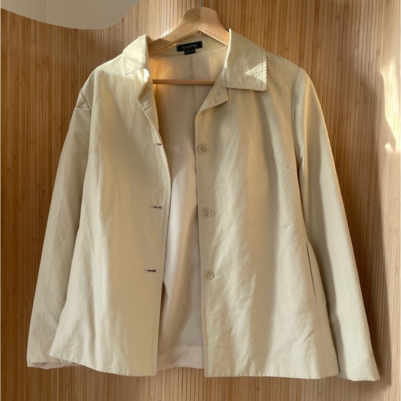 Light Beige Jacket - Picture 2 of 6
